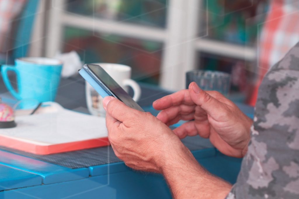 cellphone, technology, connection-6497322.jpg