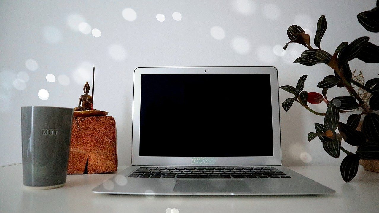 laptop, technology, workplace-6528257.jpg